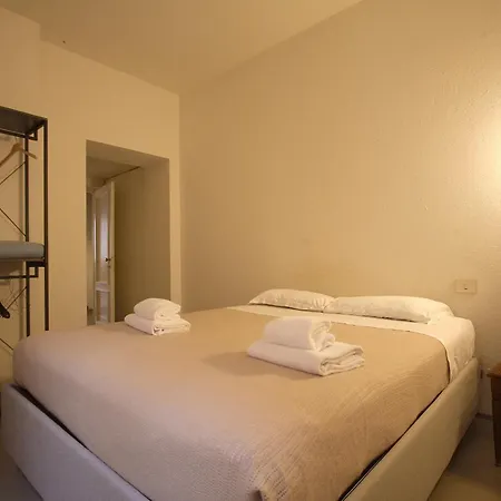 Cartari House In Campo De Fiori Rom